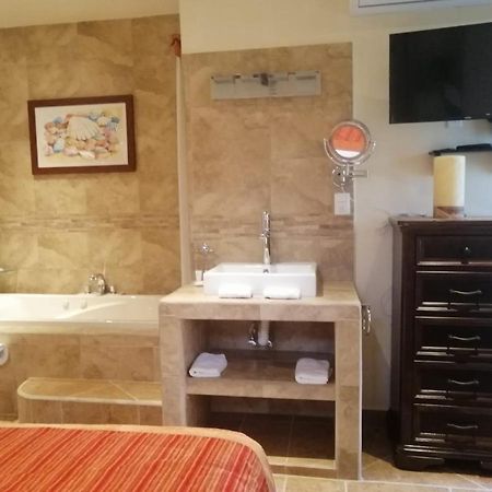 Alamos Inn Hotel Con Jacuzzi Y Piscina カンクン エクステリア 写真