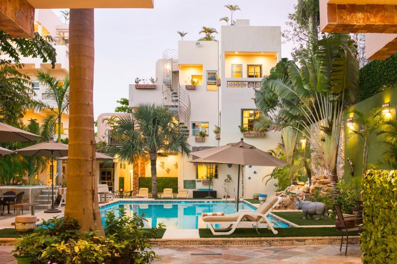 Alamos Inn Hotel Con Jacuzzi Y Piscina カンクン エクステリア 写真